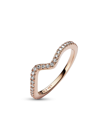 Anillo con un recubrimiento en oro rosa de 14k...