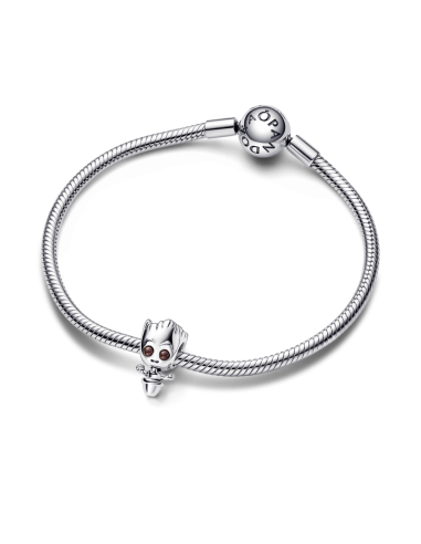 Charm en plata de ley Baby Groot  Bailarín...