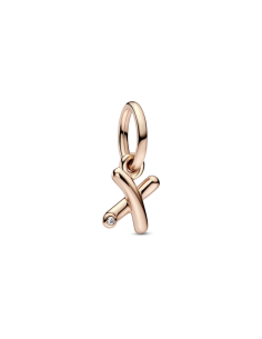 Charm Colgante con un recubrimiento en oro rosa de 14k...