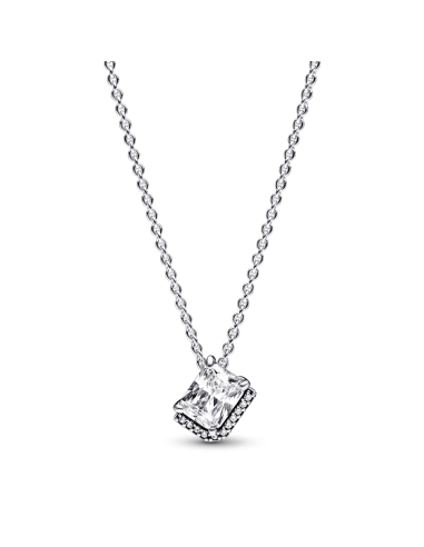 Collar en plata de ley Halo Rectangular Brillante