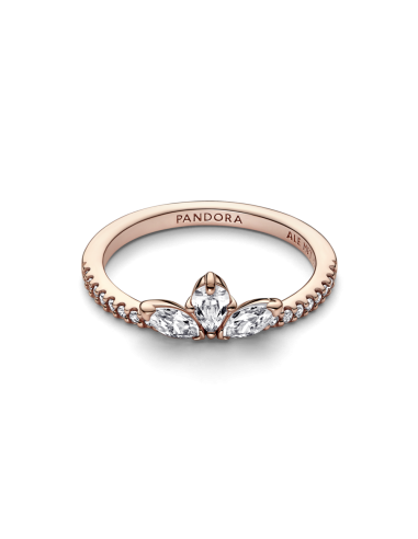 Anillo con un recubrimiento en oro rosa de 14k...