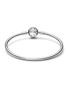 Pulsera Pandora Moments en plata de ley con cierre de...