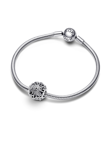 Charm en plata de ley Copo de Nieve Celestial