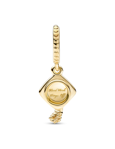 Charm Colgante con un recubrimiento en oro de 14k Birrete... 2